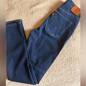 Levi's Women’s Dark Blue Straight Skinny Jeans